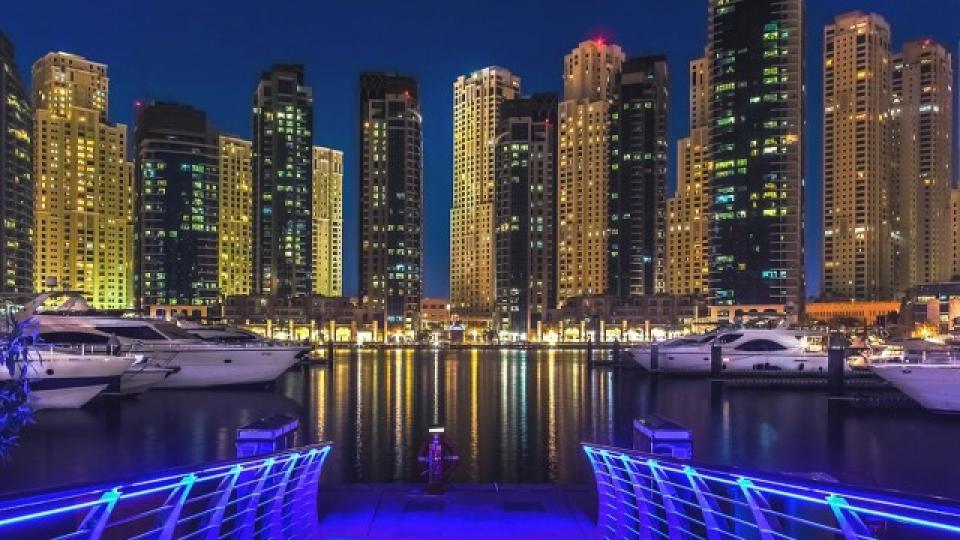 Уникален плаващ курорт строят във водите на Dubai Marina (снимки)