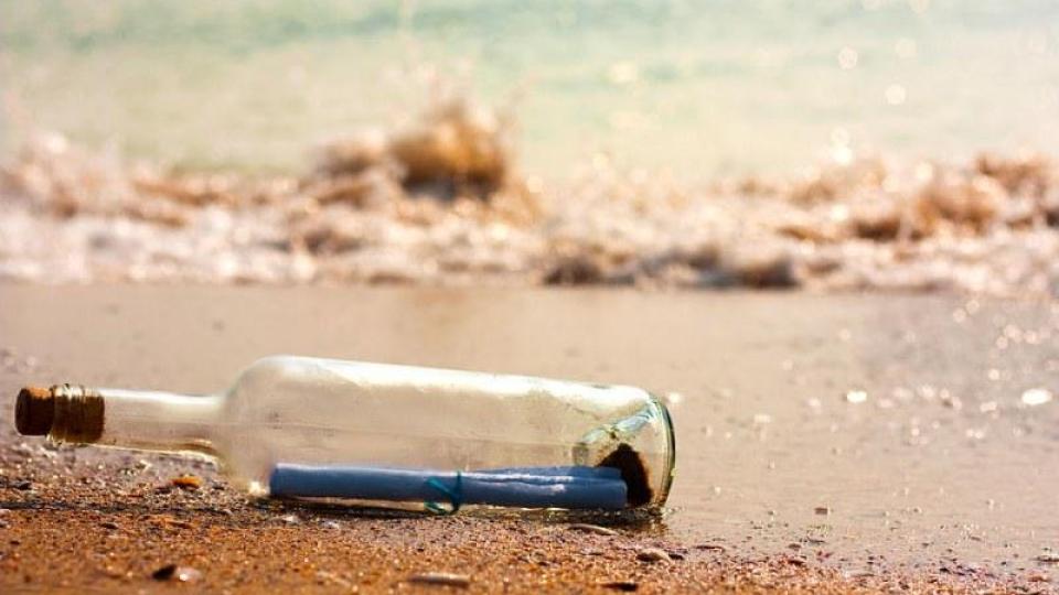 Учени намериха мистериозни "вещерски бутилки" на плаж в САЩ