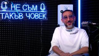 Певецът Илиян проговори пред БЛИЦ live за тайното си дете и какво го е ядосало, че да си събере багажа и да напусне...