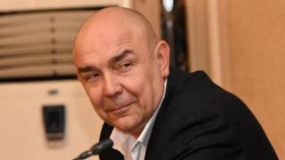 Калин Сърменов се оказа любител на мощни джипове