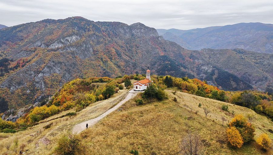 „Дейли Мейл“ гърми: България, каквато не сте я виждали преди (УНИКАЛНИ СНИМКИ)