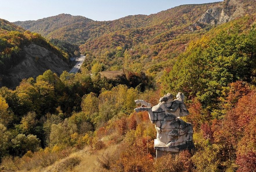 „Дейли Мейл“ гърми: България, каквато не сте я виждали преди (УНИКАЛНИ СНИМКИ)