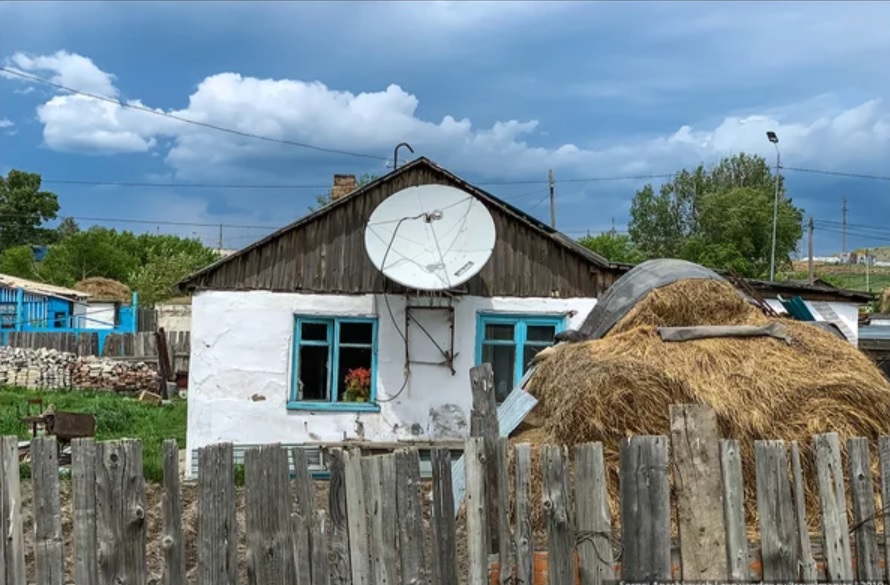 Родното място на Борат. Вижте мизерията по селата в Казахстан!