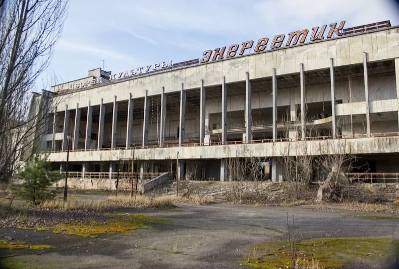 Тих ужас: Това са най-опасните сгради в света