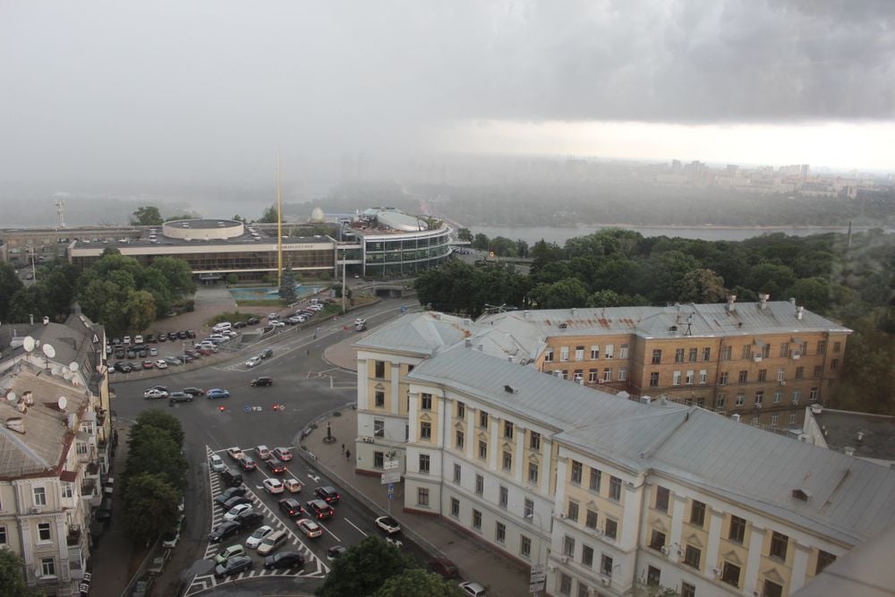 Вижте най-дълбоката метростанция в света и колко време отнема слизането в нея