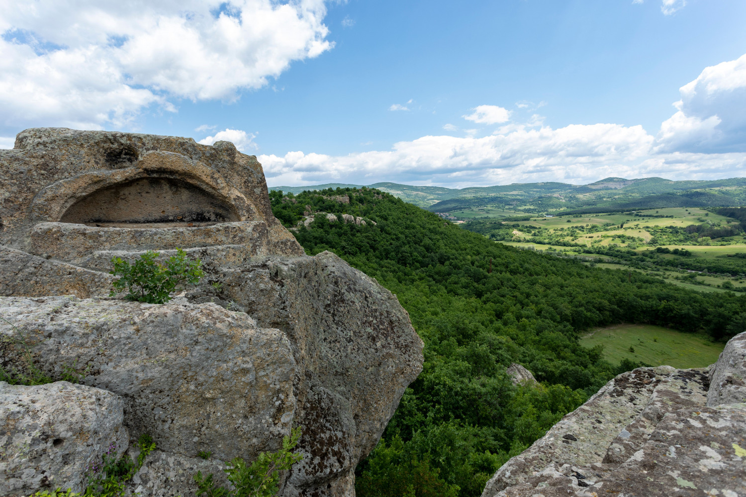 10-те най-мистериозни места в България