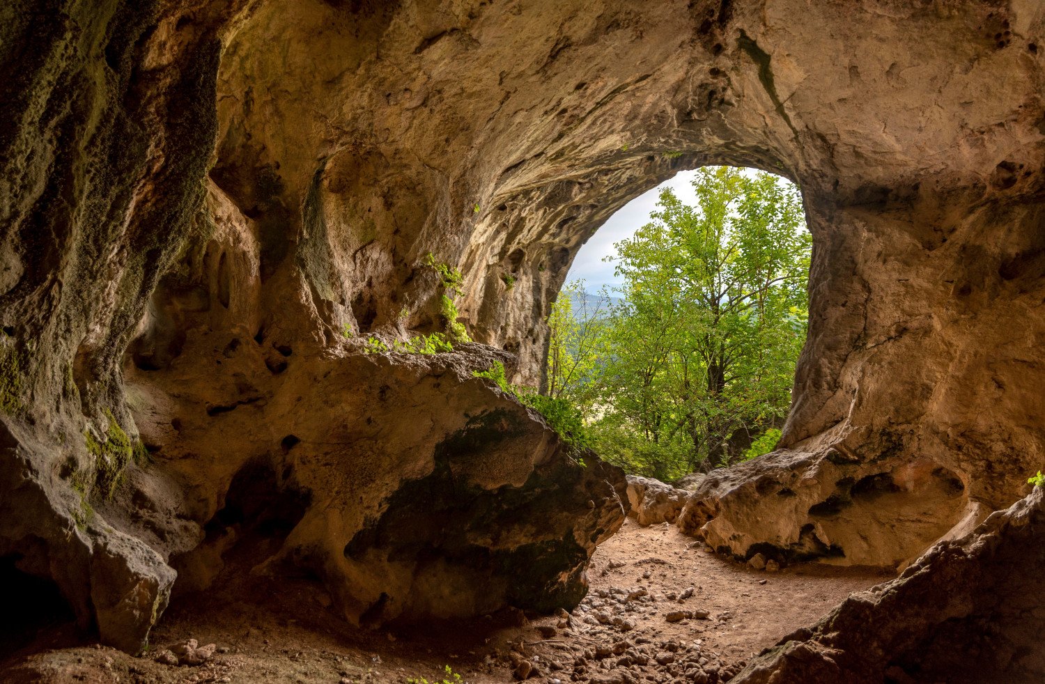 Слабо популярни кътчета в България, които ще ви пленят