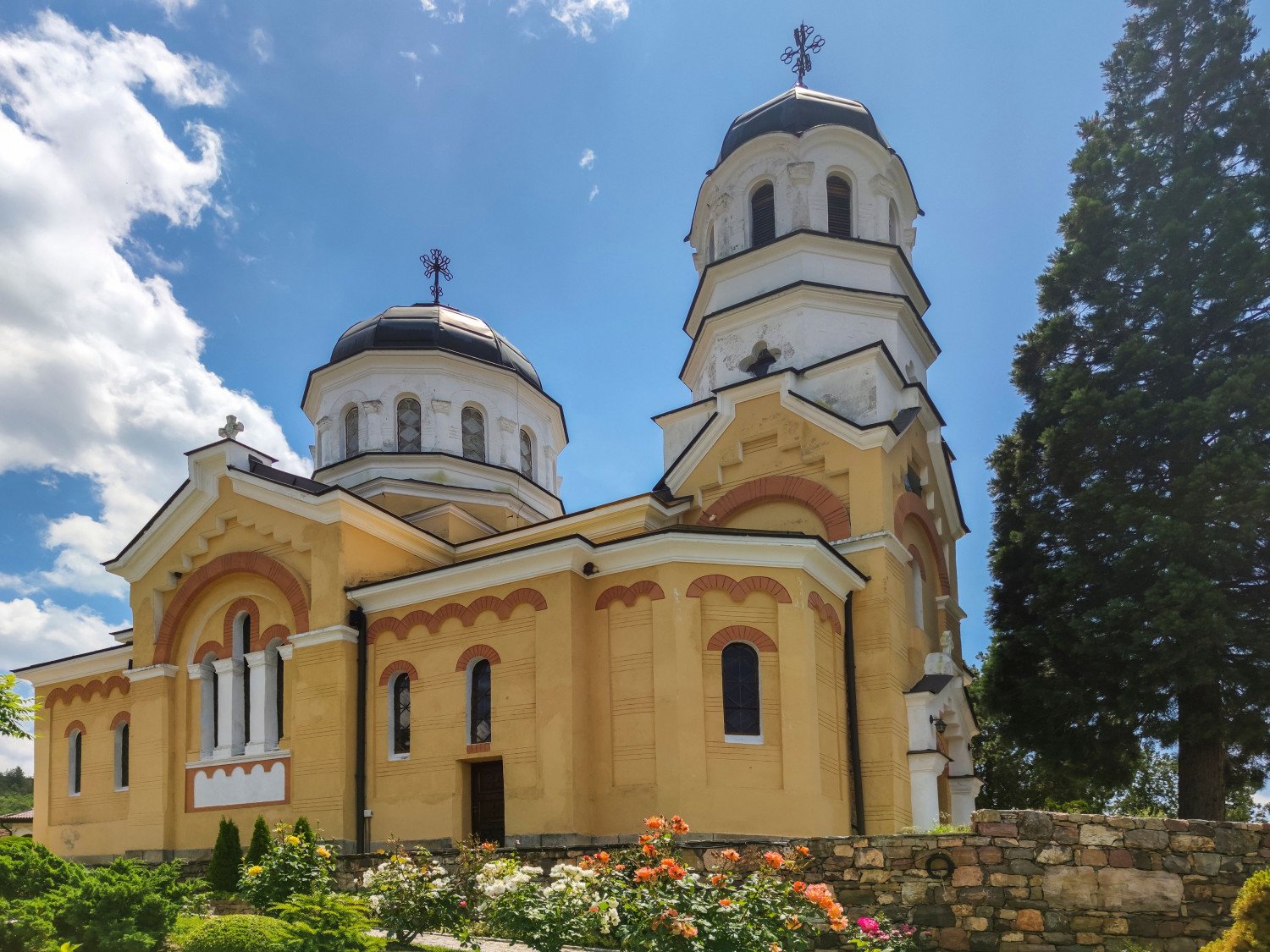 Кремиковският манастир пази стенописи на 530 г.