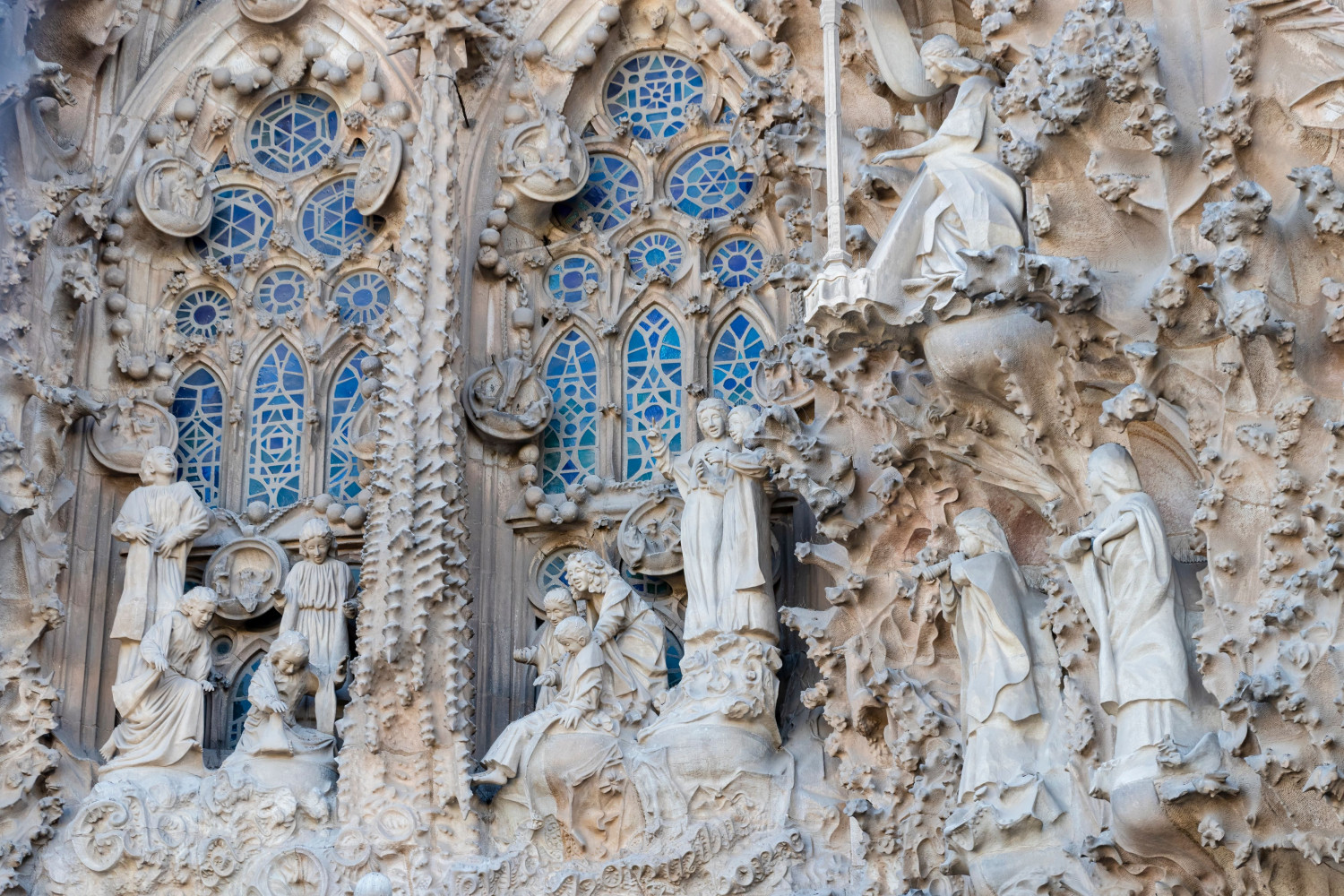 Тайният код на Sagrada Familia и най-мистичния архитект