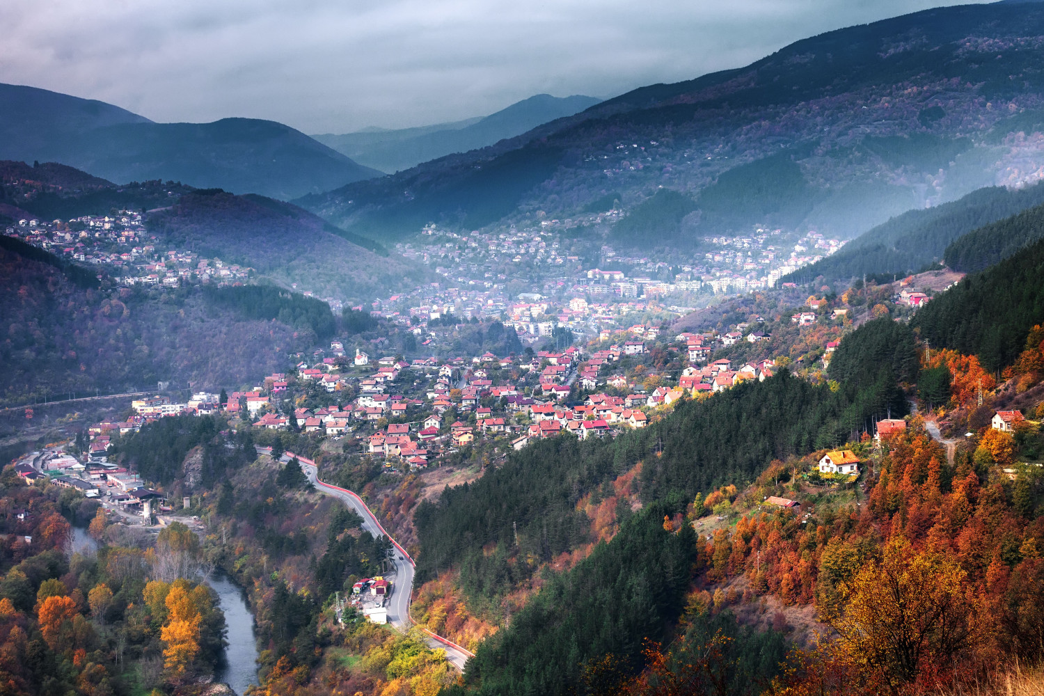 Пет непознати и красиви места из България, където да се изгубите