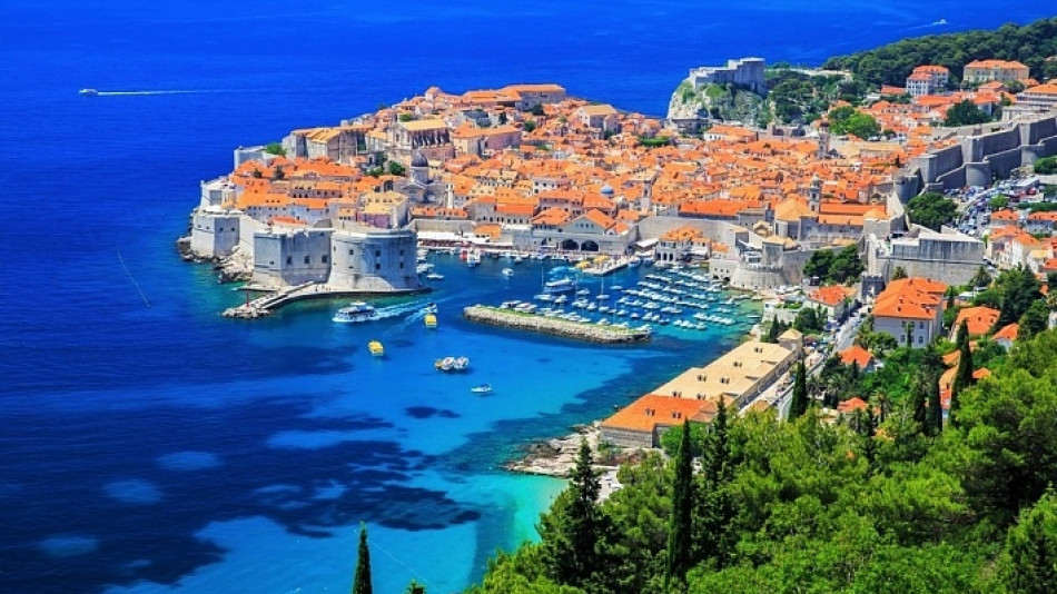 Тълпи туристи превърнаха Дубровник от Перла на Адриатика в кошмар