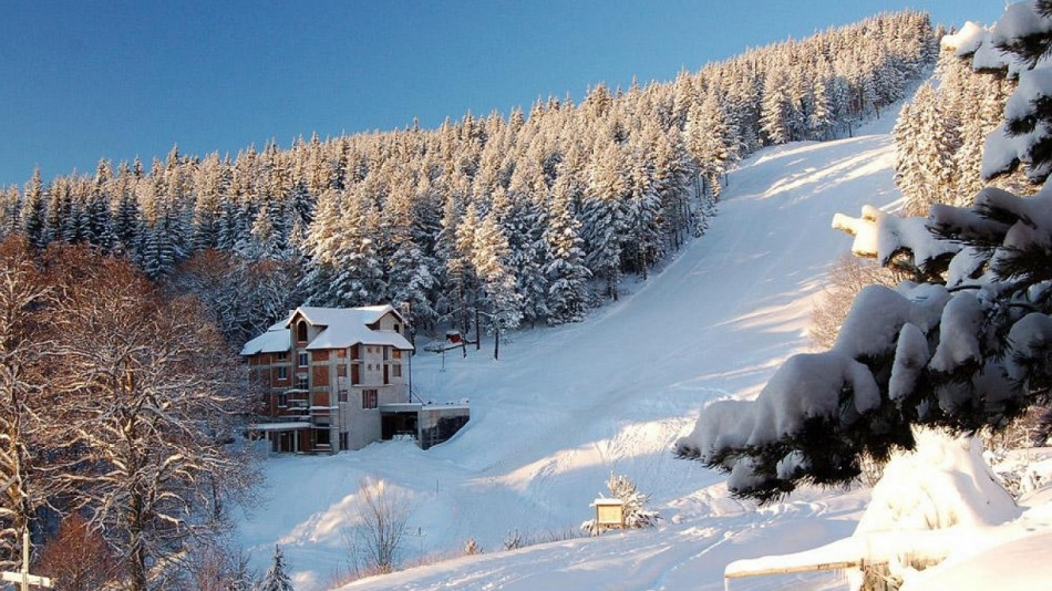 В Кюстендил можете да карате ски и то на цели три писти