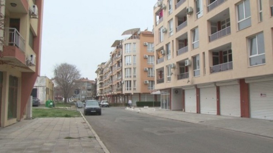 Анализ: Цените на ваканционните имоти по българското Черноморие спадат драстично, това ли е дъното