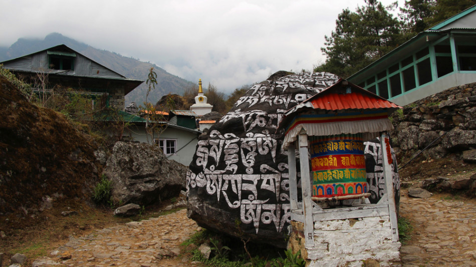 Не подминавайте с безразличие тези чудни камъни в Тибет, защото... СНИМКИ