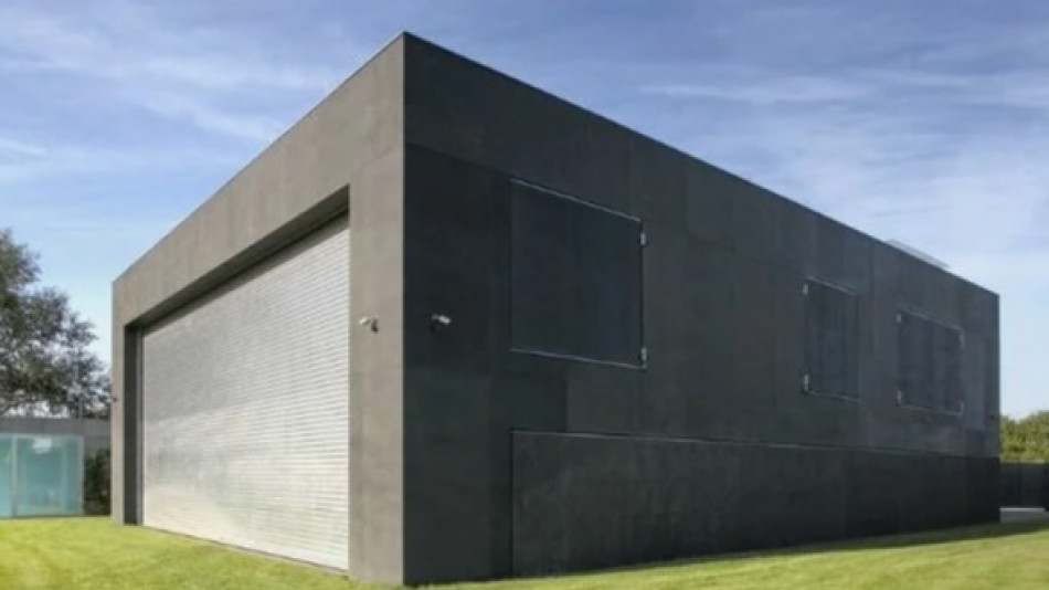 Архитекти създадоха къща - сейф, която пази от... зомби апокалипсис