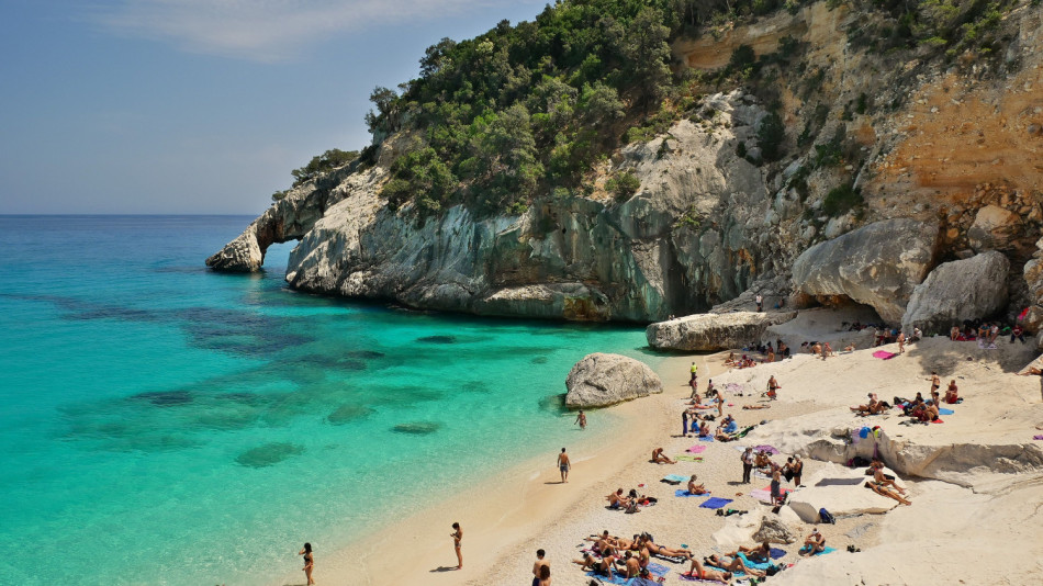 8 страхотни европейски плажа, на които ще се връщате години наред
