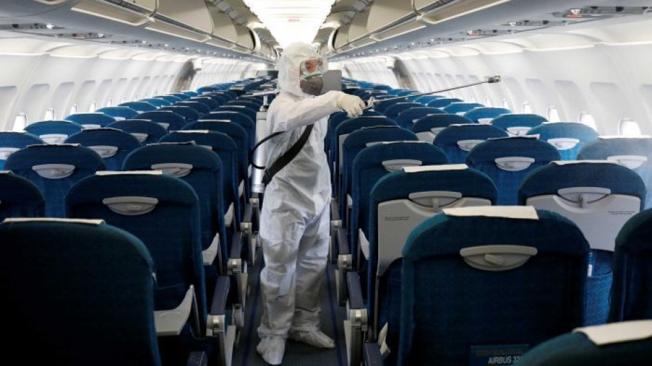 Ето как дезинфектират самолетите, за да пътуваме безопасно по време на епидемията