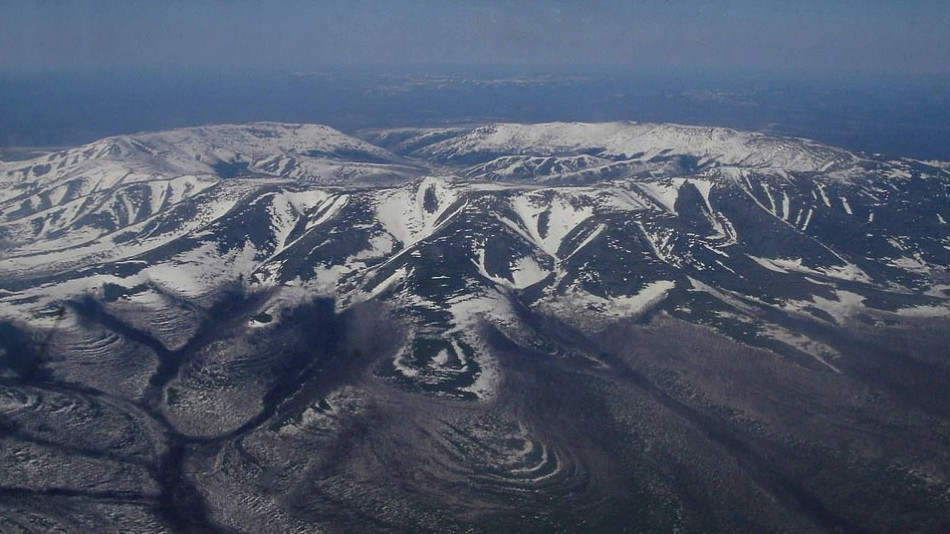 Мистериозният кратер в Сибир, наречен „планината на съкровищата“ напълно заслужено