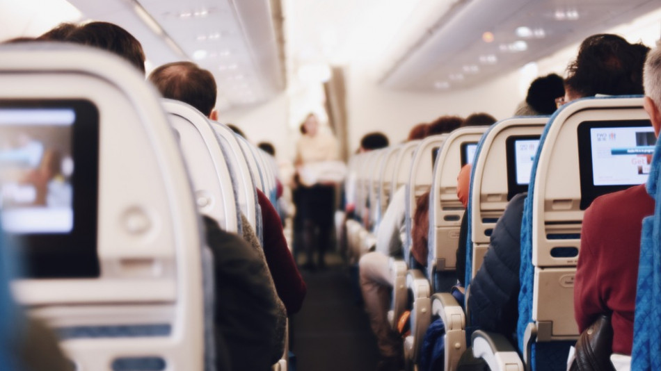Стюардеса разкри кои са най-замърсените места в самолетите