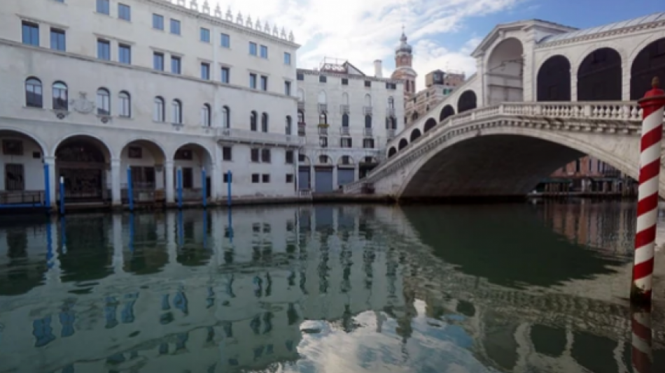 Венецианците роптаеха срещу туристите, а сега се тръшкат: Без тях това е мъртъв град!