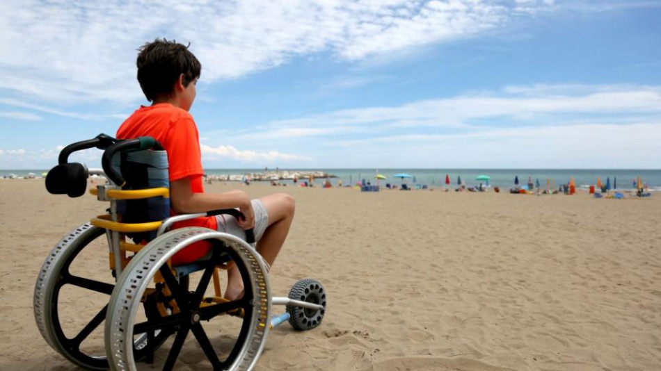 Колко достъпни за инвалиди са плажовете у нас в сравнение с чужбина