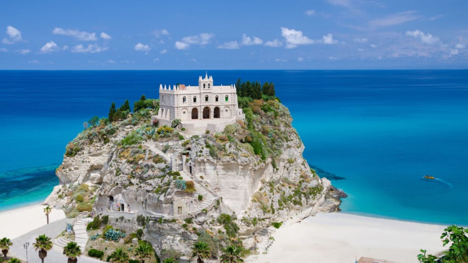 Тайните плажове на Италия, за които само местните знаят