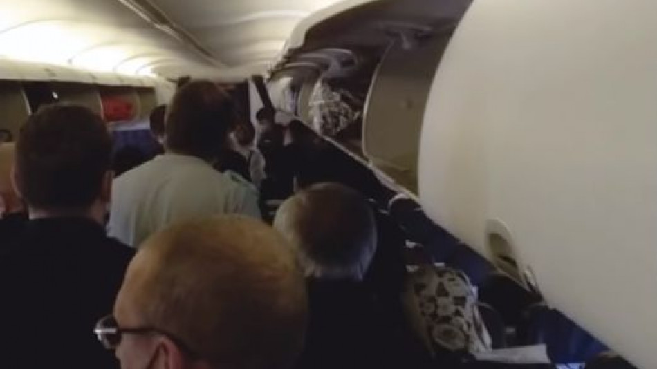 Пътници в руски самолет изживяха невероятен кошмар, причината е шокираща ВИДЕО