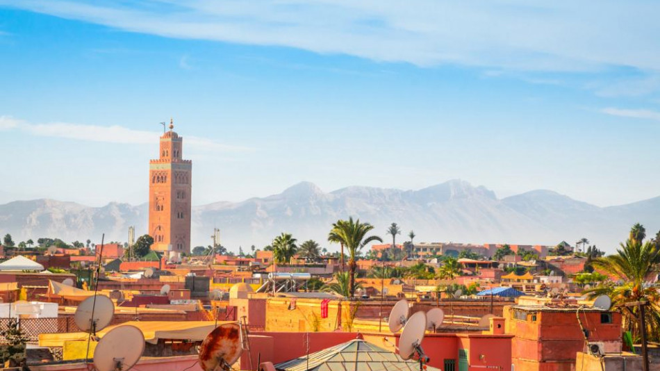 Спират полетите до Мароко заради новия щам на коронавируса
