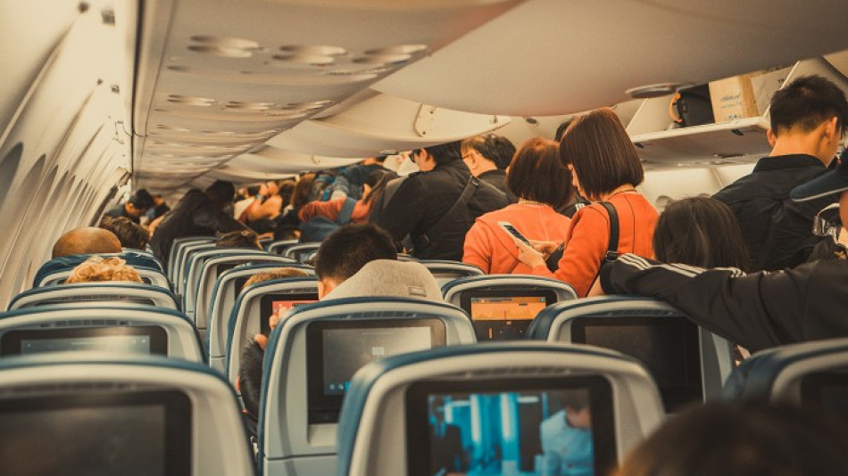 4 адски досадни навици на пътниците в самолета, които влудяват стюардесите