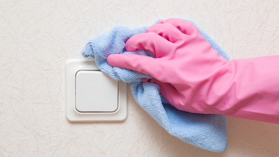 Хигиенистка разкри „номера с мръсната кърпа“ и други тайни на хотелите