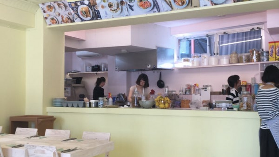 Японски ресторанти в сърцето на Токио пускат българска закуска в менюто си