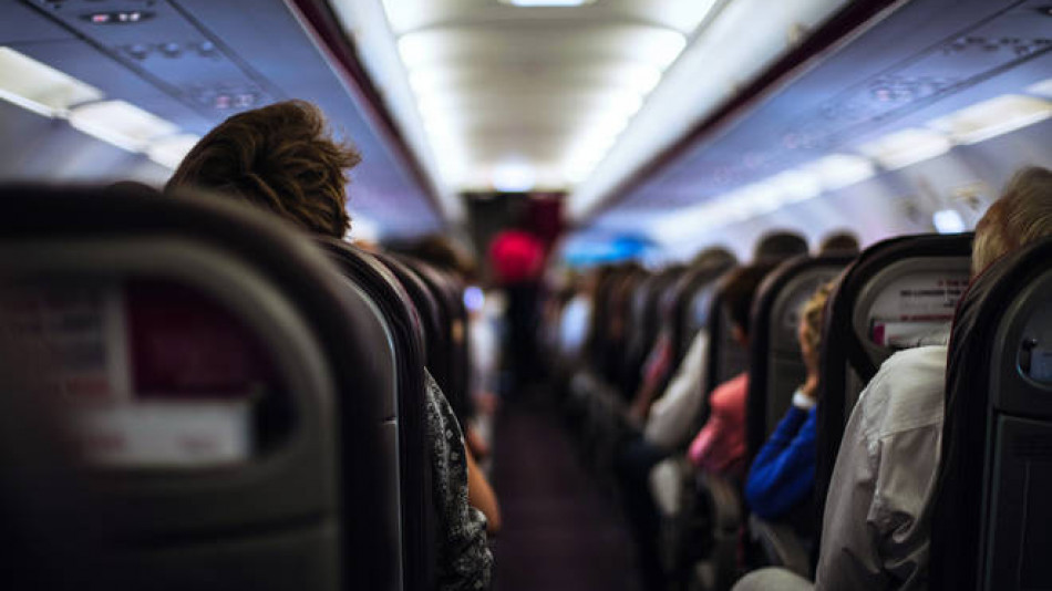 Възмутителна жестокост: Стюардеса отказа вода на диабетичка по време на 9-часов полет