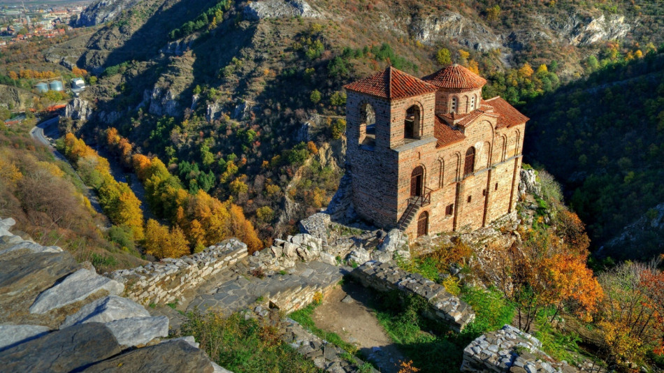 Чували ли сте легендата за Асеновата крепост? Пази тайната си и до днес
