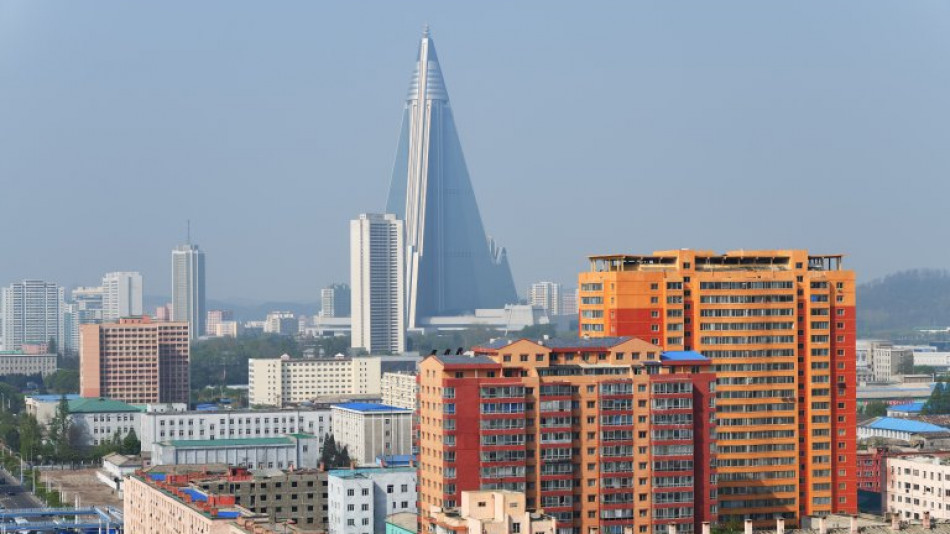 Защо никой в Северна Корея не иска да живее в мезонет СНИМКИ