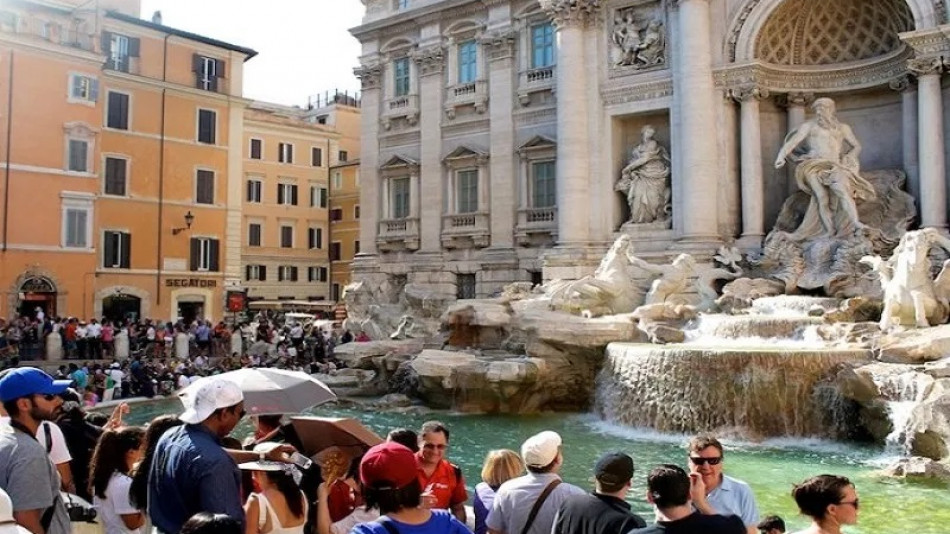 Глобиха туристи 1000 евро за невинна постъпка в Италия