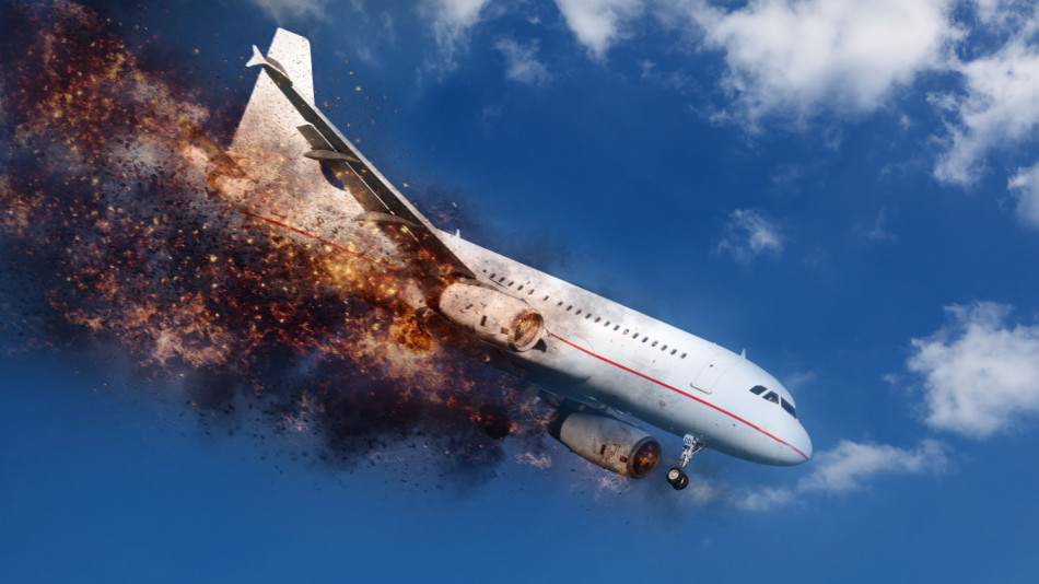 Авиотрагедия! Пилот си запали цигара в кабината и погуби 66 живота