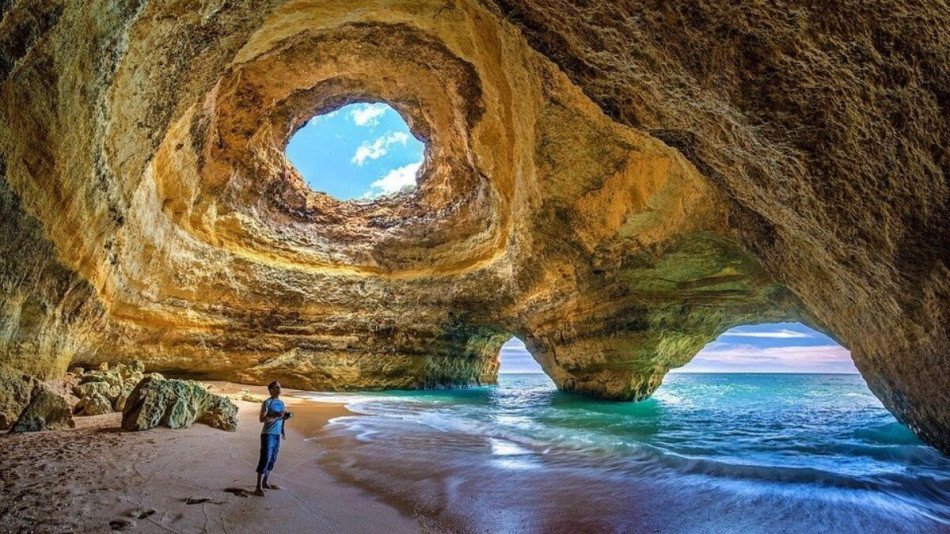 Бенагил - митичната пещера в Португалия, до която се стига само по един начин СНИМКИ