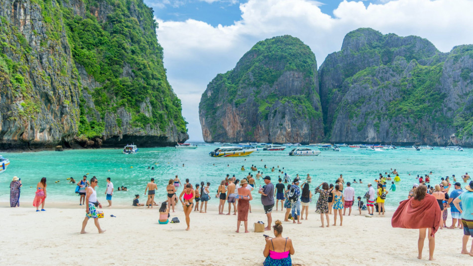 Туризмът уби най-известния залив на Тайланд СНИМКИ