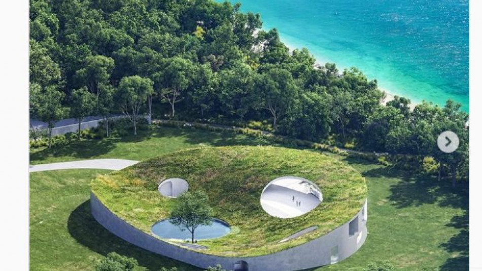 „Не е хотел“: Изграждат дисковидна вила с растителен покрив в японския островен комплекс Окинава