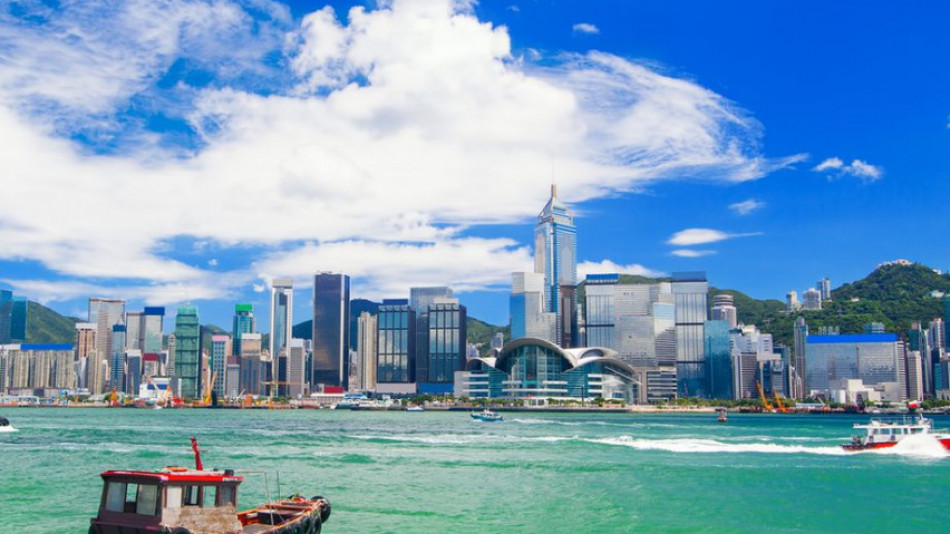 Хонконг предлага 500 000 безплатни самолетни билета на туристи от цял ​​свят