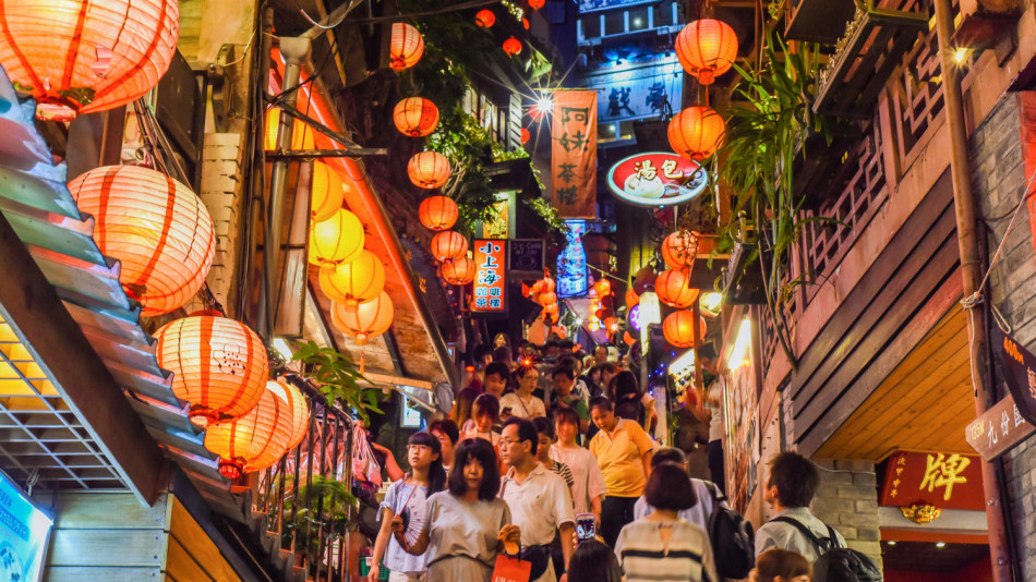 Красива азиатска страна плаща на туристите да я посетят