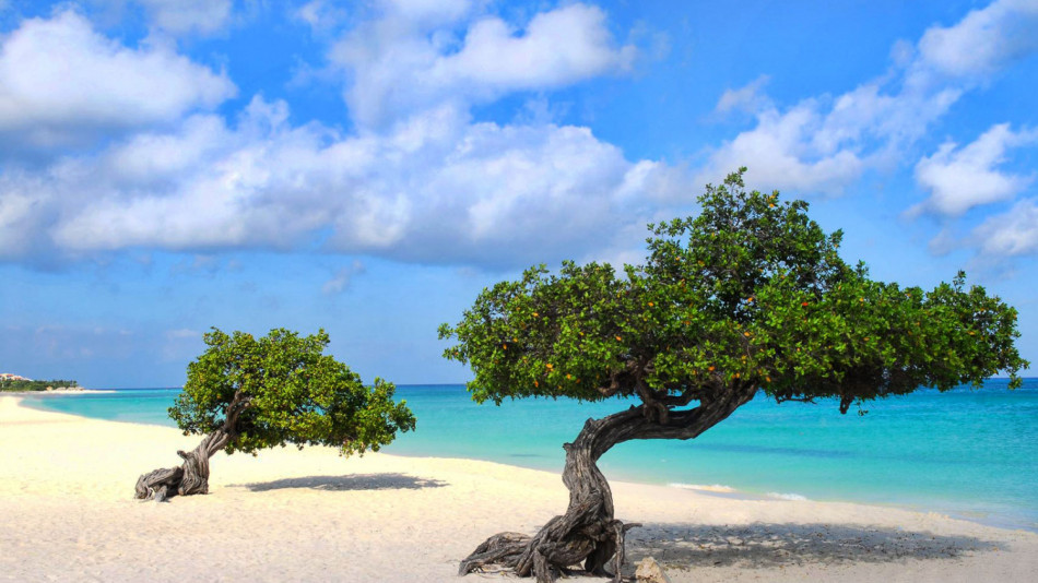 Пътешествие до Рая: 10 красиви плажа, които трябва да посетите през 2023 година