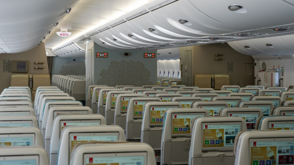 Пътник осъди авиокомпания Emirates заради изтъркани седалки