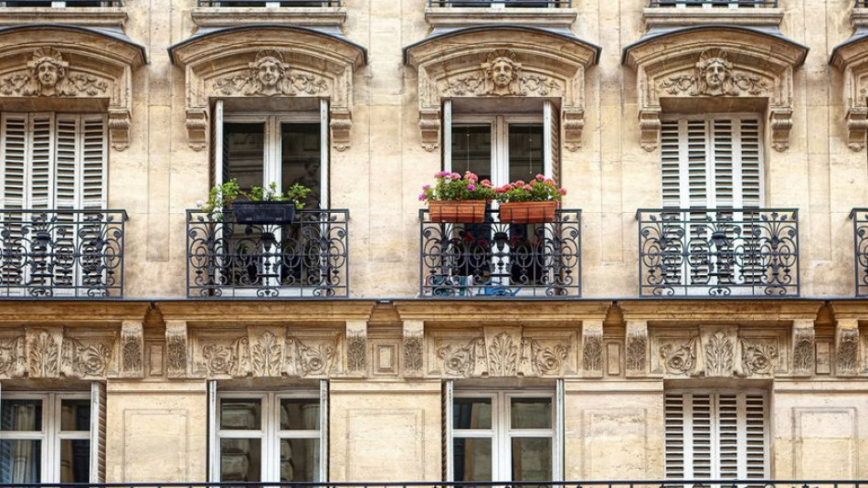 750 евро на месец! Ето как изглежда животът в апартамент от 9 квадрата в Париж