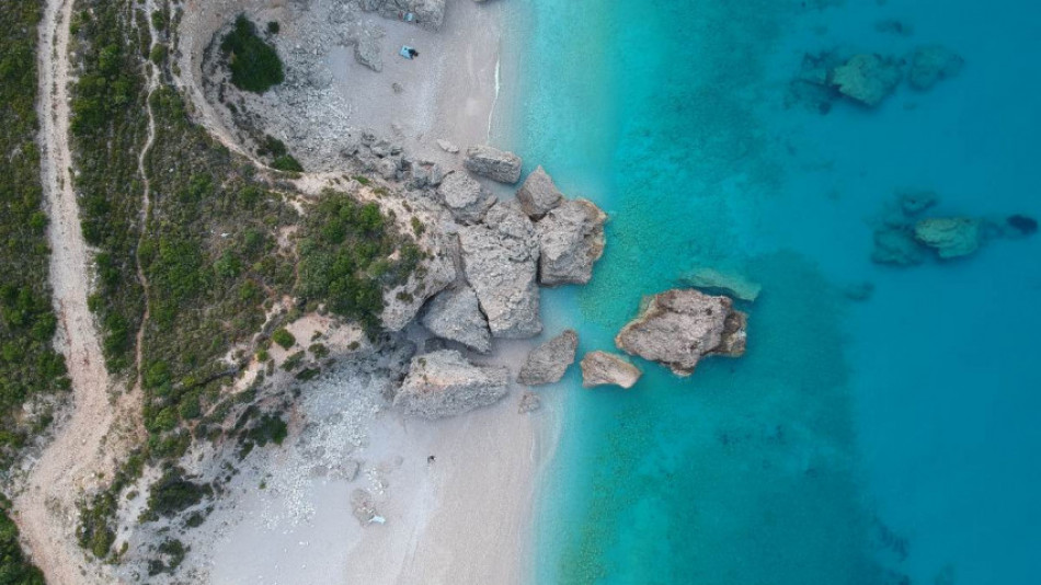 Град на брега на Йонийско море: Открийте европейския Бали на най-неочакваното място на Балканите