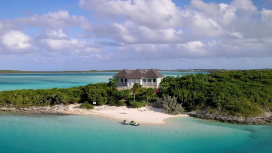 Продава се частен остров на Бахамите