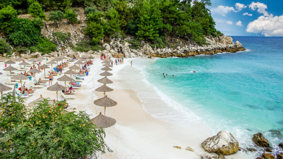 Не е безплатно, но нашенците обожават този курорт в Гърция