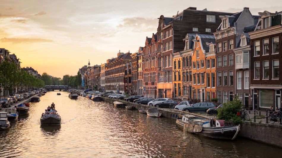 Амстердам каза твърдо "не" на круизите