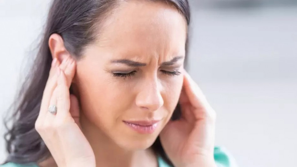 Тапи за уши и слушалки: Как да не ни докарат неприятности