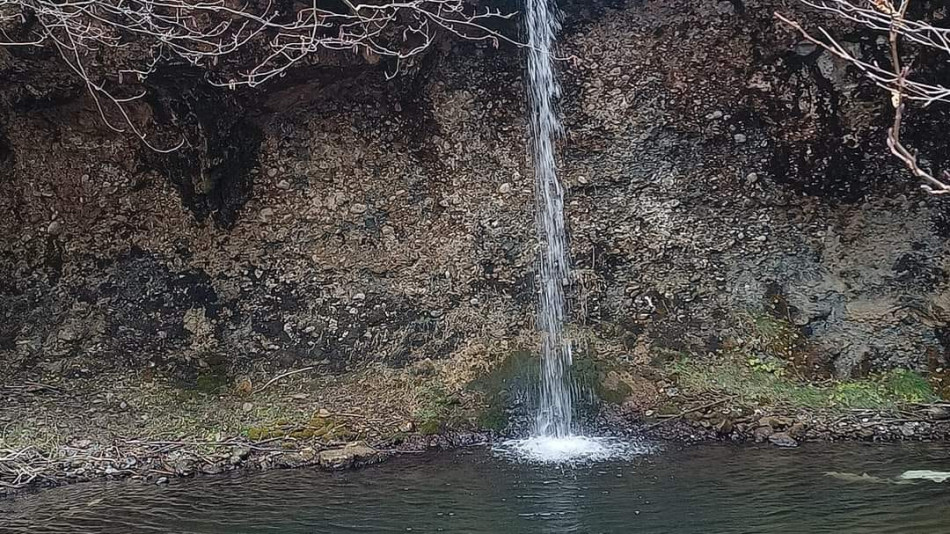 Водопадът Гюллек и легендата за момичето с дългите коси, изчезнало в „гърмящите води“